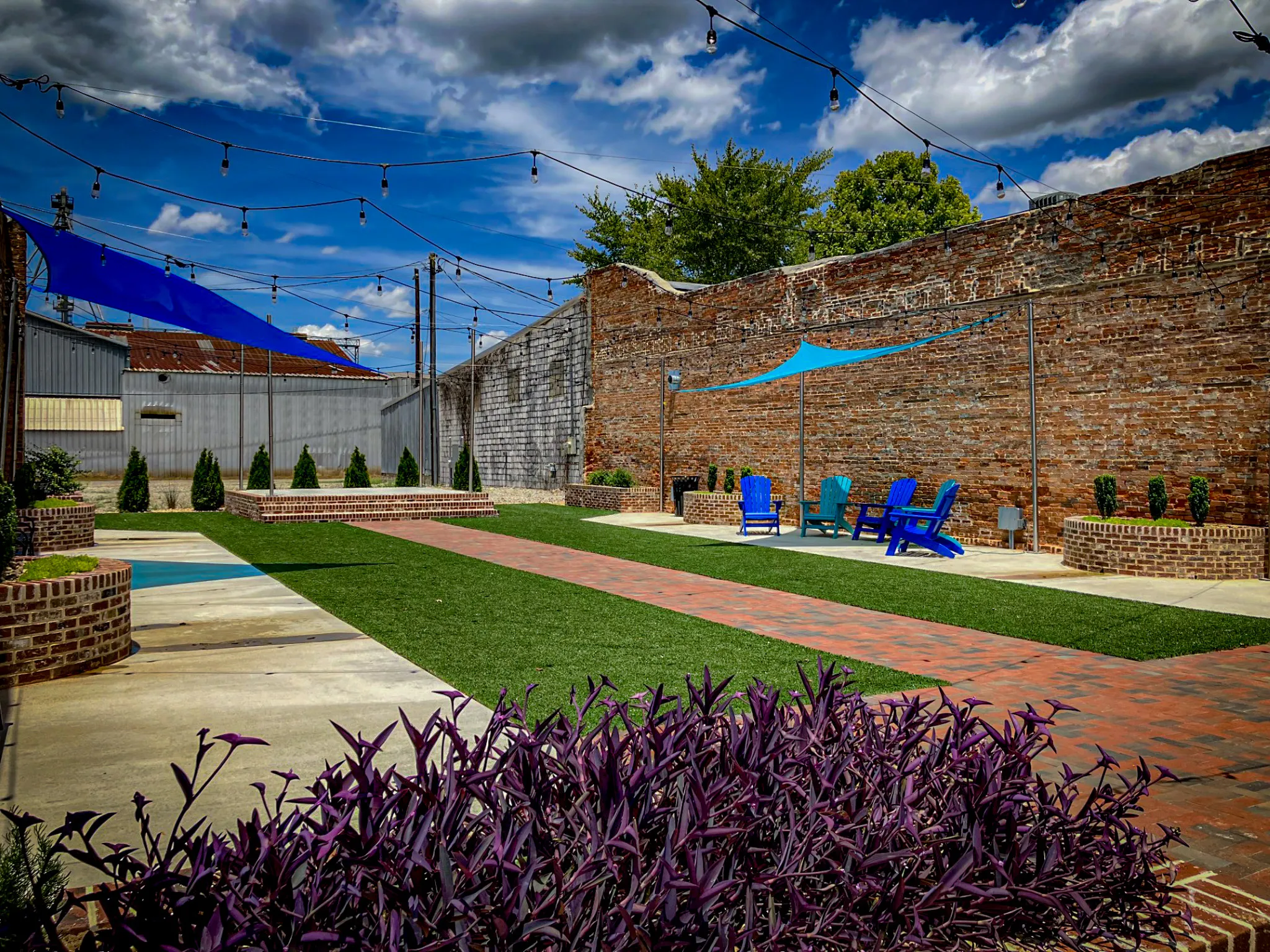 A photo showing pocket park.